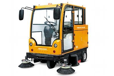 Electric Street Sweeper