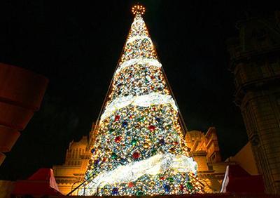 Motorized Christmas Trees 